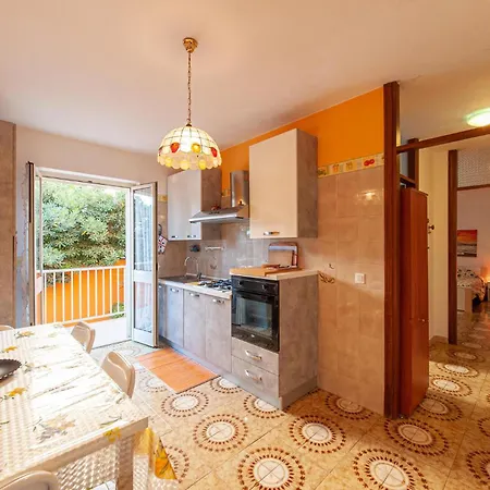 2 Bedroom Cozy In Castelsardo