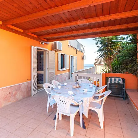 2 Bedroom Cozy In Castelsardo