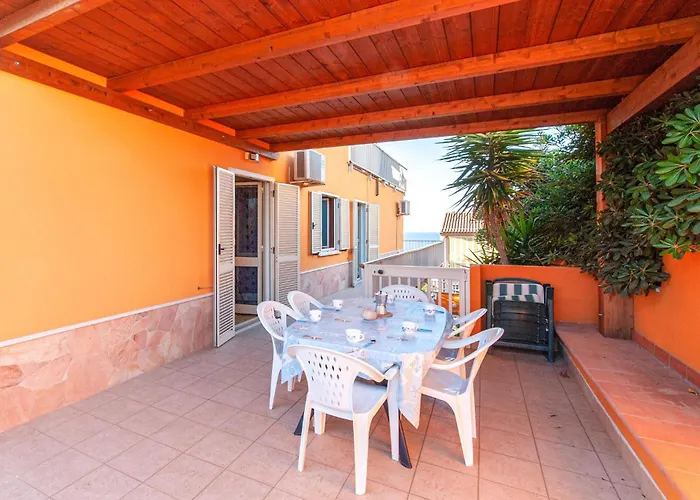 2 Bedroom Cozy In Castelsardo